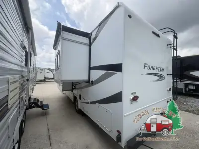 2019 Forest River Forester 2421MS Ford photo 5