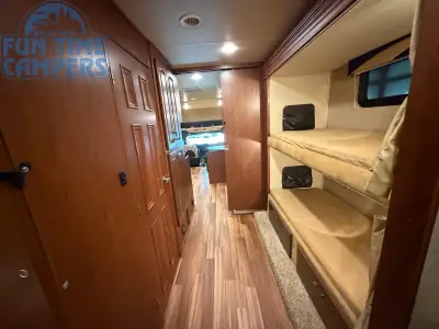 2015 Jayco GREYHAWK 31 FS photo 42