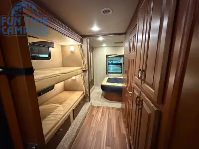 2015 Jayco GREYHAWK 31 FS photo 30