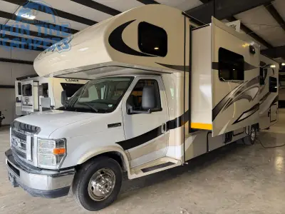 2015 Jayco GREYHAWK 31 FS photo 3