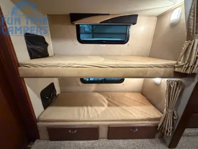 2015 Jayco GREYHAWK 31 FS photo 31