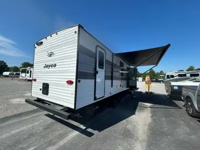 2027 Jayco Jay Flight 270BHS SPORT EDITION photo 13