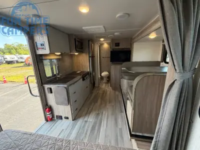 2022 Winnebago MICRO MINNIE 2108FBS photo 25