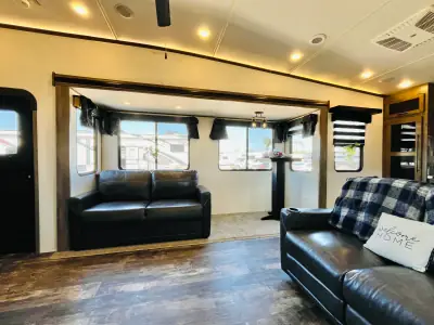 2021 Forest River SABRE 37FBT photo 19