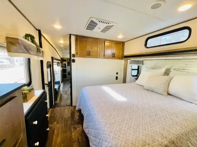 2021 Forest River SABRE 37FBT photo 15