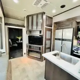 2023 Grand Design MOMENTUM 320G photo 14