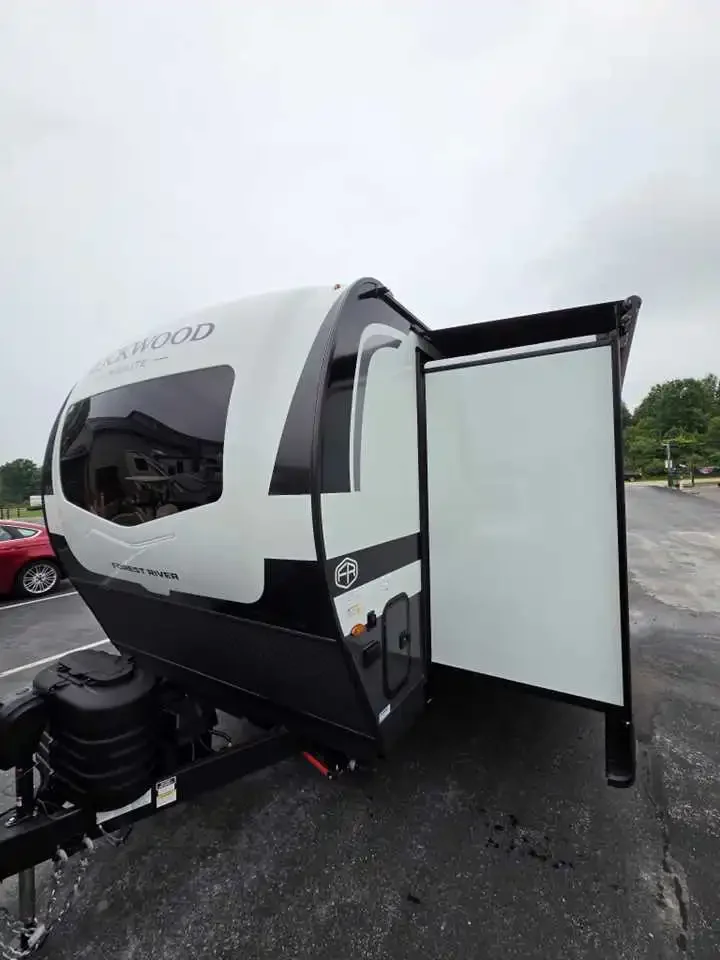 2027 Rockwood Mini Lite 2523MBR exterior