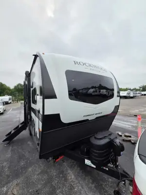 2027 Rockwood Mini Lite 2523MBR photo 9