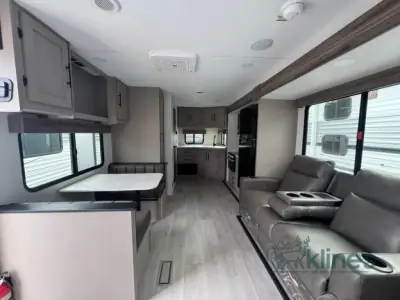 2027 K-Z Connect SE C211MKSE photo 8