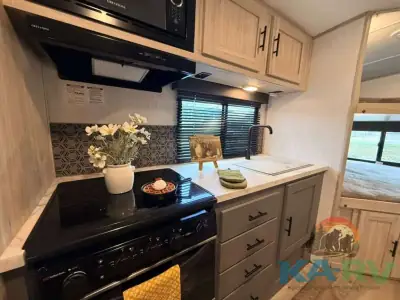 2022 Heartland SUNDANCE ULTRA LITE 265 BH photo 5