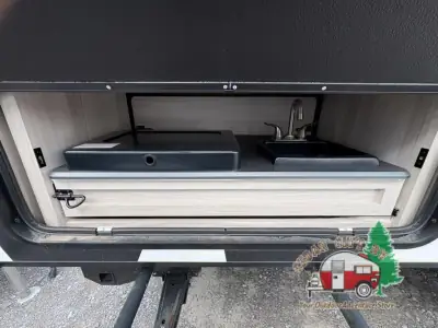 2021 Winnebago Industries Towables Hike H172BH photo 15