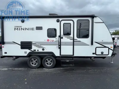 2021 Winnebago MICRO MINNIE 2108DS photo 10