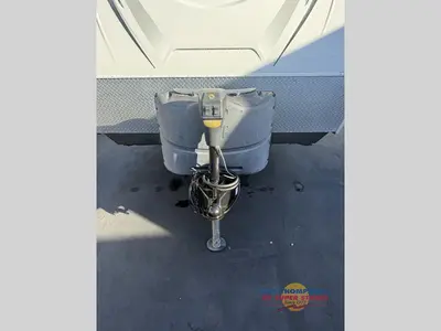 2018 Coachmen RV Freedom Express photo 7