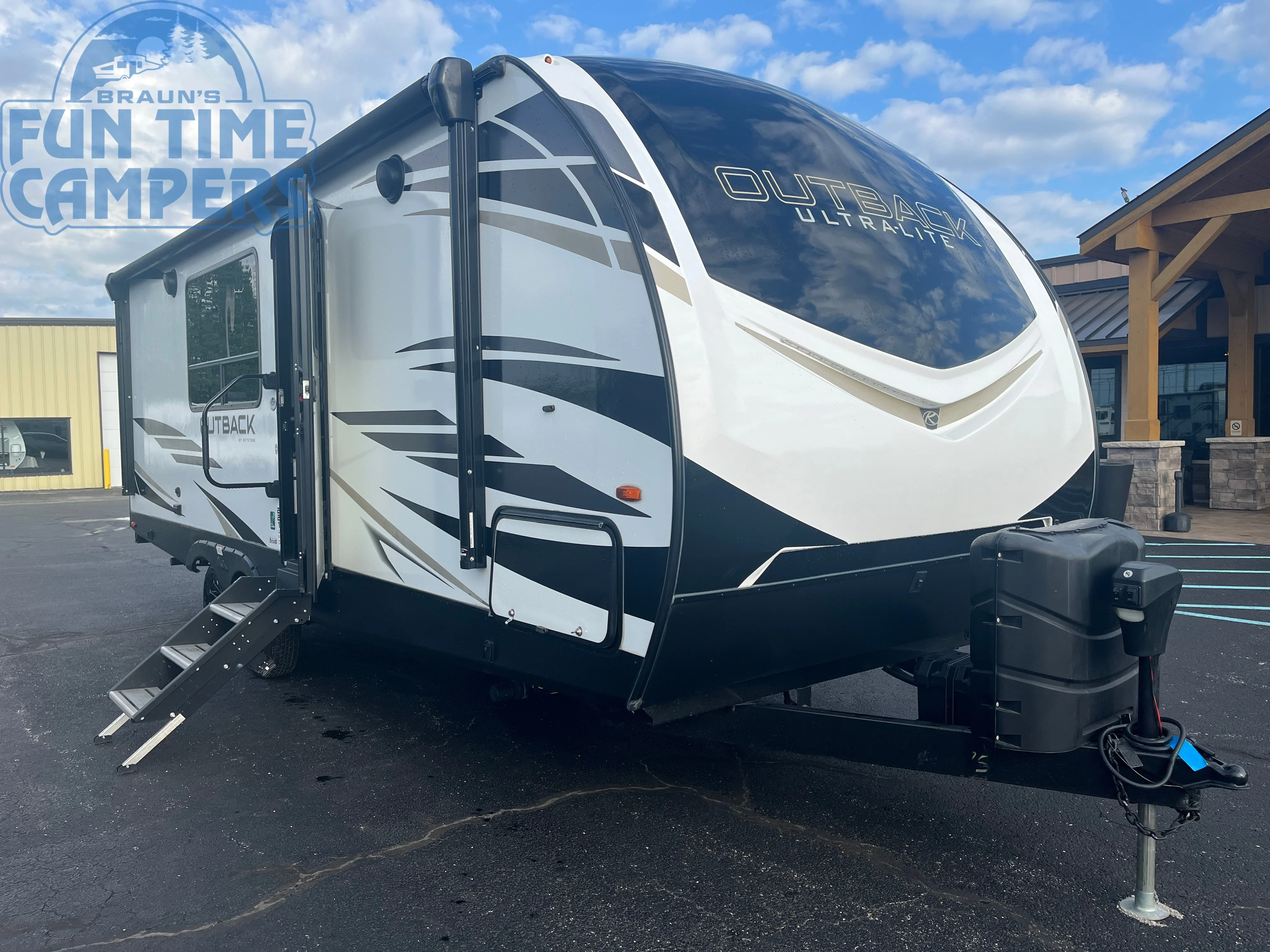 2022 Keystone OUTBACK 221UMD exterior