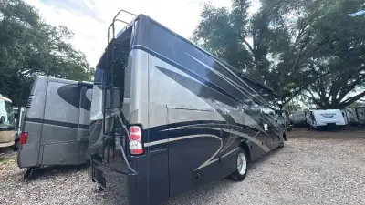 2015 Thor Motor Coach Miramar 34.2 photo 72