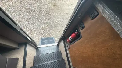 2015 Thor Motor Coach Miramar 34.2 photo 52