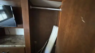 2015 Thor Motor Coach Miramar 34.2 photo 33