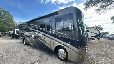 2015 Thor Motor Coach Miramar 34.2 photo 76