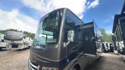 2015 Thor Motor Coach Miramar 34.2 photo 57