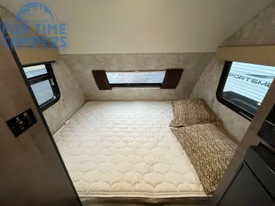 2016 Winnebago WINNIE DROP WD1710 photo 23