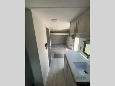 2027 Coachmen Catalina Summit Series 7 154RDX photo 17