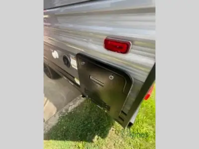 2027 Coachmen Catalina Summit Series 7 154RDX photo 6