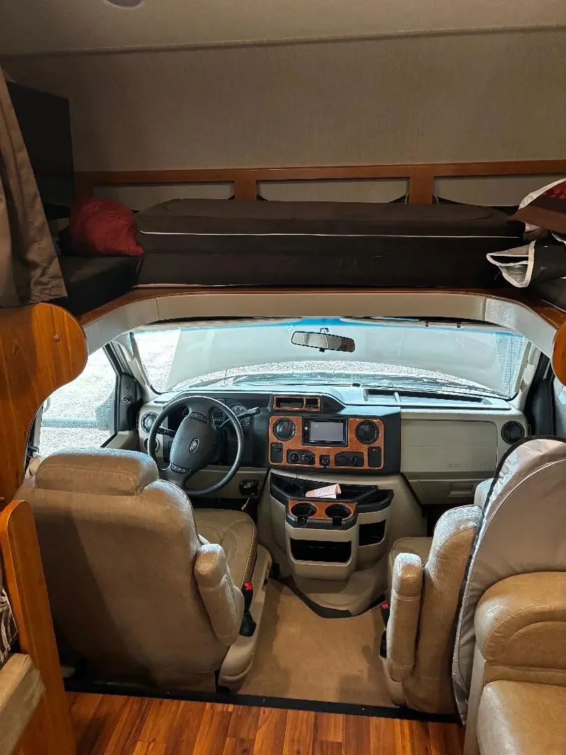 2017 JAYCO GREYHAWK exterior