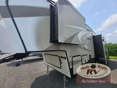 2018 Keystone Cougar Half-Ton Series 28SGS photo 3