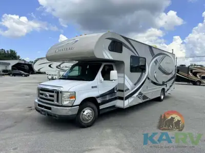 2014 Chateau 28F photo 9
