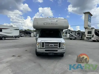 2014 Chateau 28F photo 6