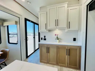 2025 Forest River SIERRA 399LOFT photo 21