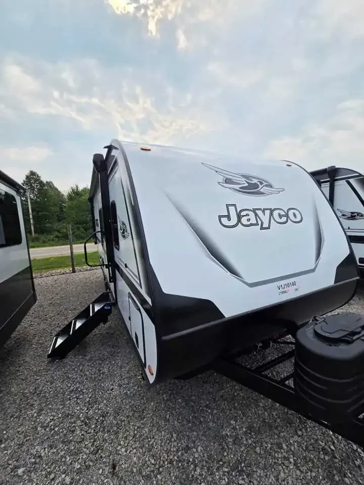 2027 Jayco Jay Feather 21MML exterior