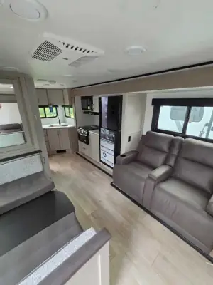 2027 Jayco Jay Feather 21MML photo 7