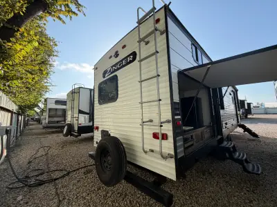 2022 Crossroads ZINGER 328SB photo 20