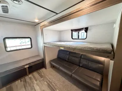 2022 Crossroads ZINGER 328SB photo 48