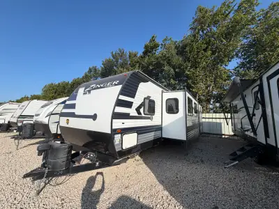 2022 Crossroads ZINGER 328SB photo 8