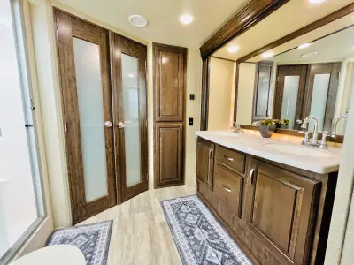 2018 Grand Design SOLITUDE 373FB photo 18
