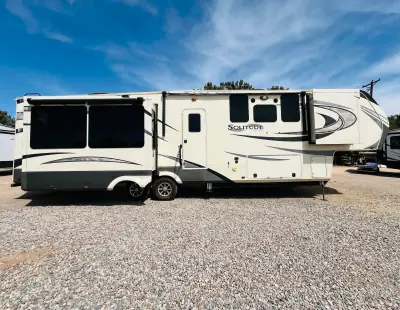 2018 Grand Design SOLITUDE 373FB photo 4