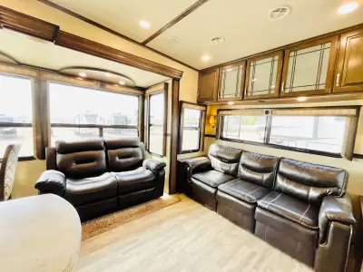 2018 Grand Design SOLITUDE 373FB photo 14