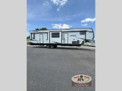 2019 Forest River Vengeance Rogue 324A13 photo 11