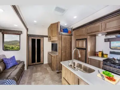 2019 Forest River Vengeance Rogue 324A13 photo 54