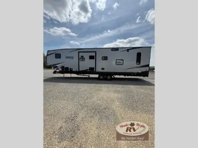 2019 Forest River Vengeance Rogue 324A13 photo 7