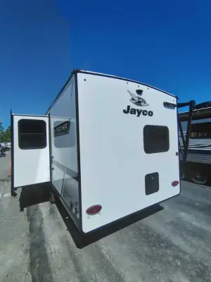 2027 Jayco Jay Feather SL 26BHSL photo 5