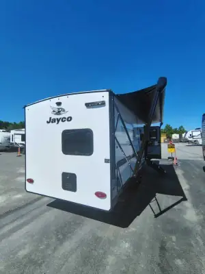 2027 Jayco Jay Feather SL 26BHSL photo 4