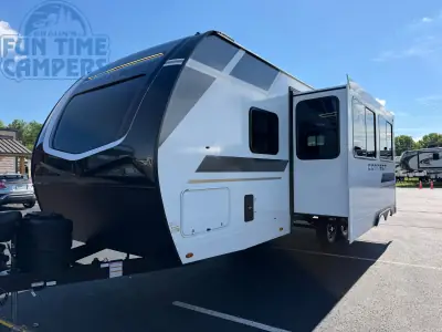 2027 K-Z CONNECT C261RB photo 3