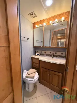 2014 Itasca Meridian 42E photo 3