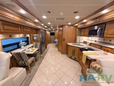 2014 Itasca Meridian 42E photo 9