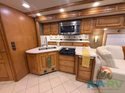 2014 Itasca Meridian 42E photo 10