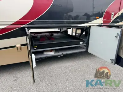 2014 Itasca Meridian 42E photo 8