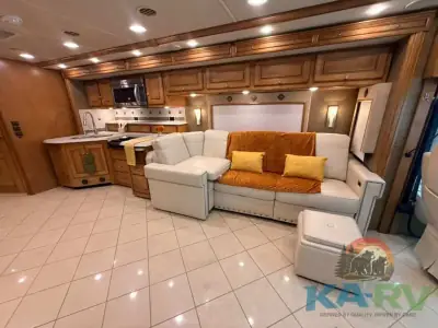 2014 Itasca Meridian 42E photo 33